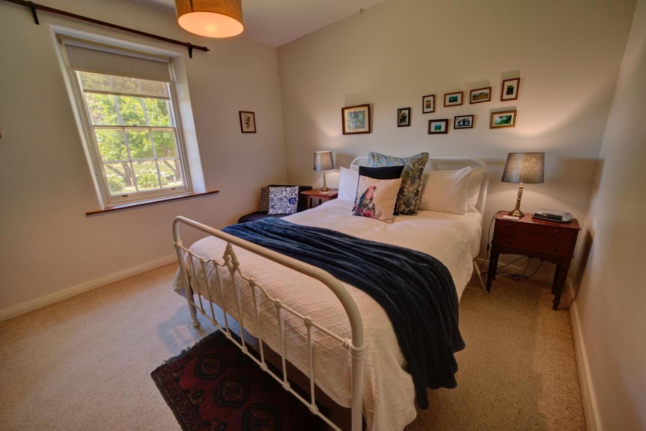 Cherry Plum Cottages พอร์ตแฟรี ภายนอก รูปภาพ